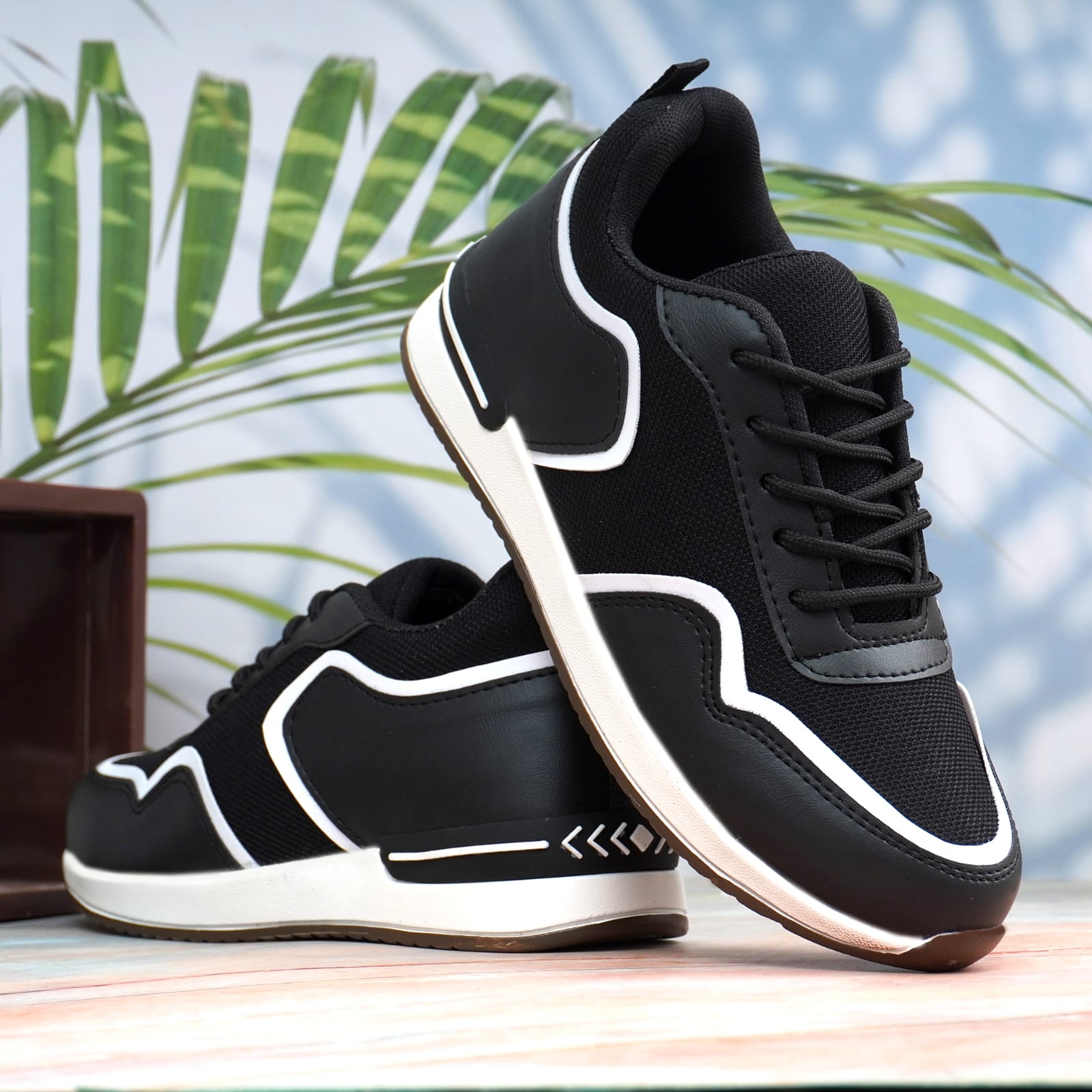 Black Casual Sneaker